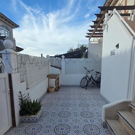 Pons In Barcas Punta Prima * トレビエハ